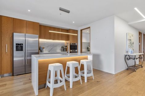 Photo of property in 101/585 Beach Road, Rothesay Bay, Auckland, 0630