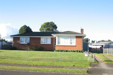 Photo of property in 21 Winsford Street, Manurewa, Auckland, 2102