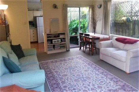 Photo of property in 2/56 Peach Road, Glenfield, Auckland, 0629