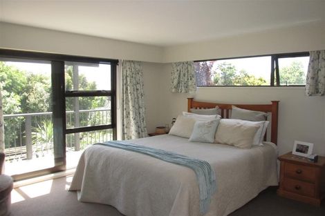 Photo of property in 11 Longhurst Terrace, Cashmere, Christchurch, 8022