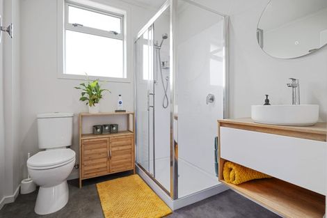 Photo of property in 18 Runuku Grove, Turangi, 3334