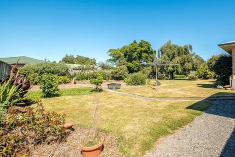Photo of property in 10 Lowry Street, Waiau, 7332