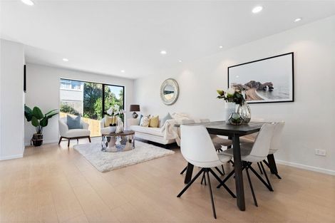 Photo of property in 11c Bowman Road, Forrest Hill, Auckland, 0620