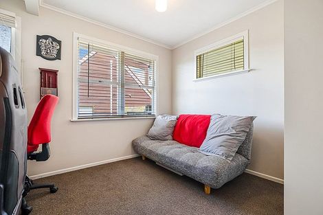 Photo of property in 241 Glengarry Road, Glen Eden, Auckland, 0602