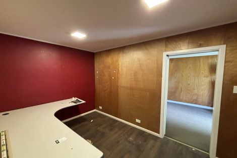 Photo of property in 20 Karaka Street, Merrilands, New Plymouth, 4312