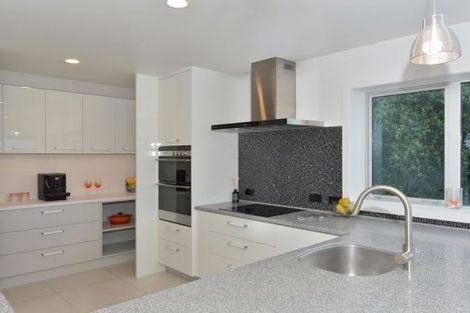 Photo of property in 2/249 One Tree Point Road, One Tree Point, 0118