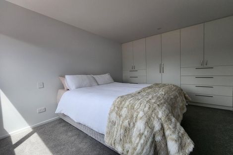 Photo of property in 140 Ngamotu Road, Spotswood, New Plymouth, 4310