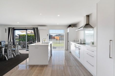 Photo of property in 44 Shadbolt Lane, Rolleston, 7614