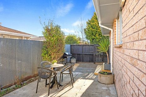 Photo of property in 2/35 Torrens Road, Hillmorton, Christchurch, 8024