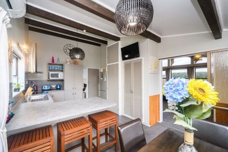 Photo of property in 1 Meads Place, Bulls, 4818