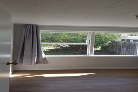 Photo of property in 79 Brian Crescent, Stanmore Bay, Whangaparaoa, 0932