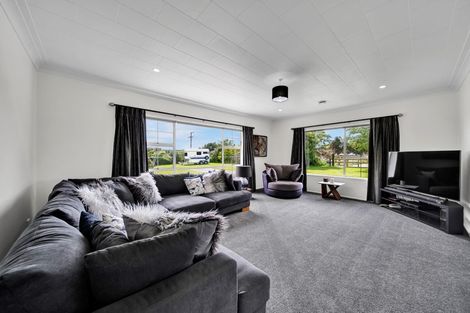 Photo of property in 444 Fraser Road, Normanby, Hawera, 4673