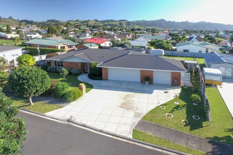Photo of property in 9 Longboard Drive, Waihi Beach, 3611