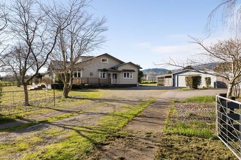 Photo of property in 101 Albert Road, Tokomaru, Palmerston North, 4474