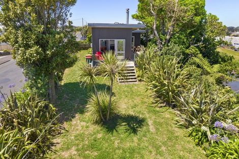 Photo of property in 68 Clemow Road, Fitzroy, New Plymouth, 4312