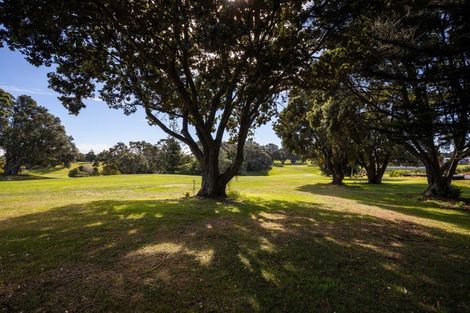 Photo of property in 10 Kakariki Lane, Waiwhakaiho, New Plymouth, 4312