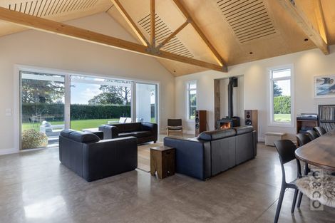 Photo of property in 88 Taupaki Road, Taupaki, Henderson, 0782