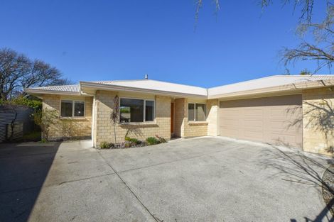 Photo of property in 242a High Street North, Carterton, 5713