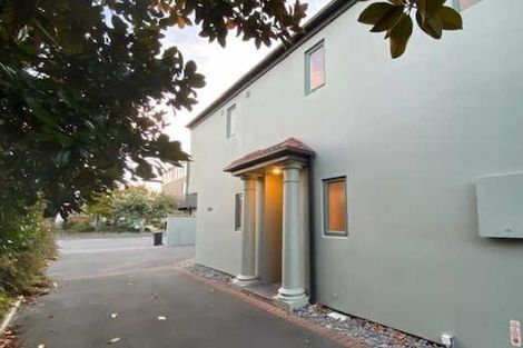 Photo of property in 62 Hewitts Road, Merivale, Christchurch, 8014