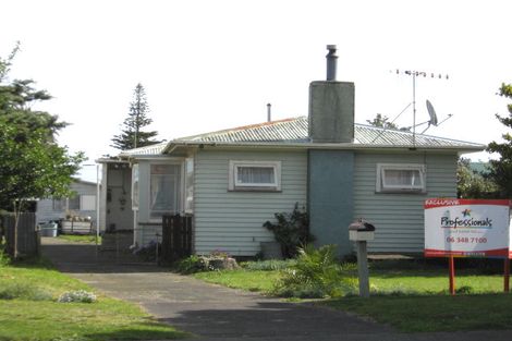 Photo of property in 57 Thatcher Street, Castlecliff, Whanganui, 4501