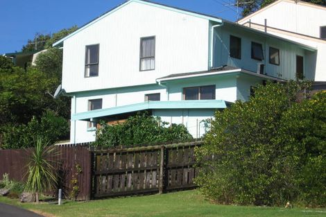 Photo of property in 1/12 Mistletoe Place, Browns Bay, Auckland, 0630