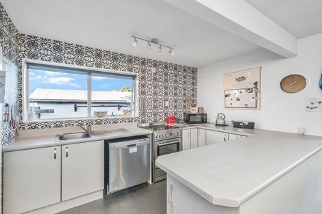 Photo of property in 2/20 Penwood Street, Russley, Christchurch, 8042