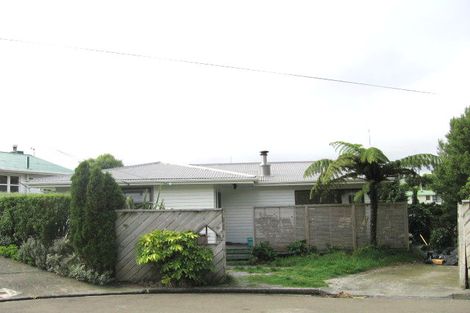 Photo of property in 36 Lynda Avenue, Paparangi, Wellington, 6037