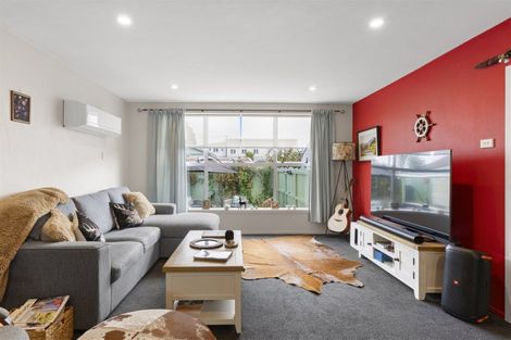 Photo of property in 2 Mclaughlins Lane, Westport, 7825