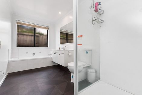 Photo of property in 18 Riverholm Drive, Mangakakahi, Rotorua, 3015