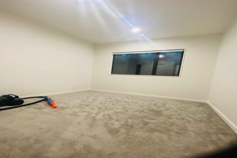 Photo of property in 41 Farranfore Road, Opaheke, Papakura, 2113