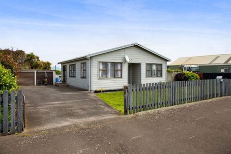Photo of property in 68 South Road, Manaia, 4612