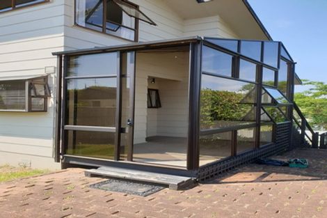 Photo of property in 1/22 John Downs Drive, Browns Bay, Auckland, 0630