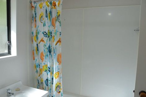 Photo of property in 21 Kings Road, Paihia, 0200