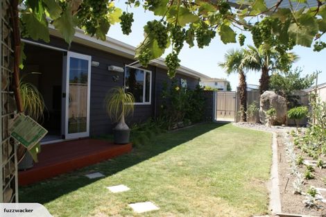 Photo of property in 101a Taradale Road, Onekawa, Napier, 4110