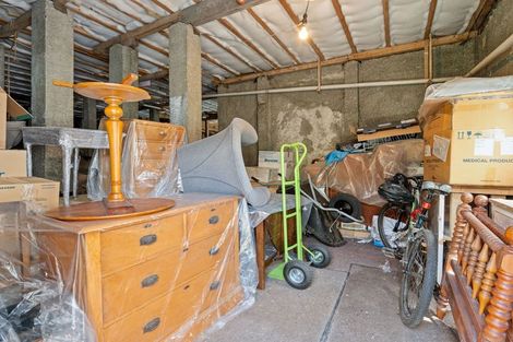 Photo of property in 9 Kaikorai Valley Road, Kaikorai, Dunedin, 9010