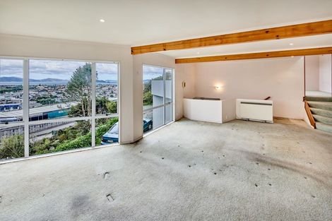 Photo of property in 20 Magnolia Grove, Maungaraki, Lower Hutt, 5010