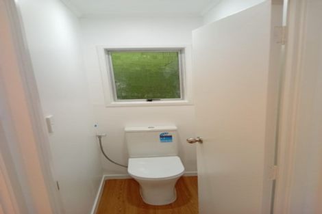 Photo of property in 14 Elsted Place, Goodwood Heights, Auckland, 2105