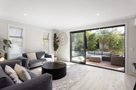 Photo of property in 5 Ernie Way, Mount Maunganui, 3116