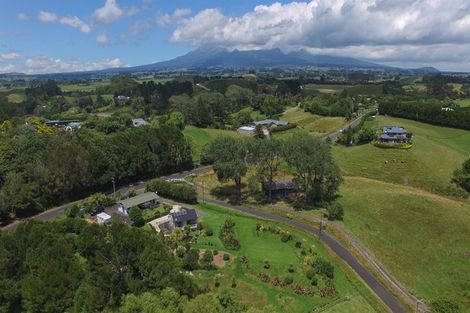 Photo of property in 590 Frankley Road, Hurworth, New Plymouth, 4371