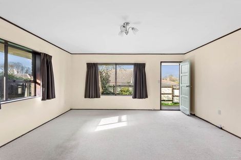 Photo of property in 2/40 Gills Avenue, Papakura, 2110