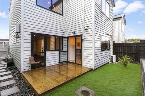 Photo of property in 12b Cranston Street, Torbay, Auckland, 0632