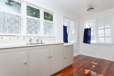 Photo of property in 7 Gladstone Street, Dannevirke, 4930