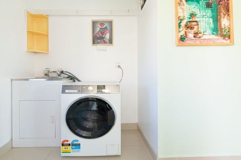 Photo of property in 1/616 Te Atatu Road, Te Atatu Peninsula, Auckland, 0610