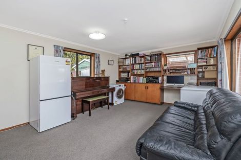 Photo of property in 32 Middleton Road, Upper Riccarton, Christchurch, 8041