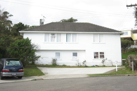 Photo of property in 9 Berkshire Grove, Cannons Creek, Porirua, 5024