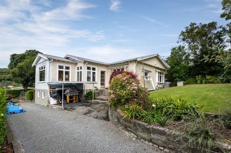 Photo of property in 61 Moncks Spur Road, Redcliffs, Christchurch, 8081
