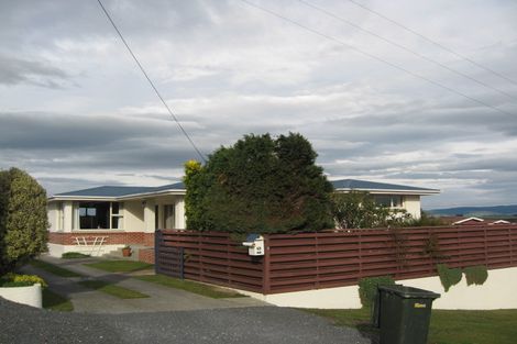 Photo of property in 2 Athol Place, Balclutha, 9230