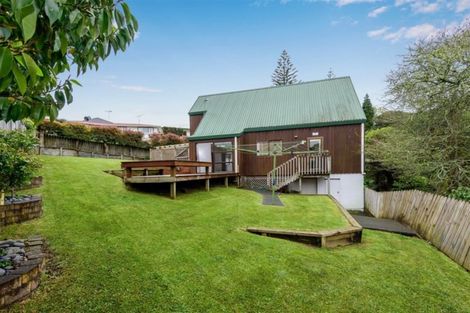 Photo of property in 76a Alexander Street, Cockle Bay, Auckland, 2014