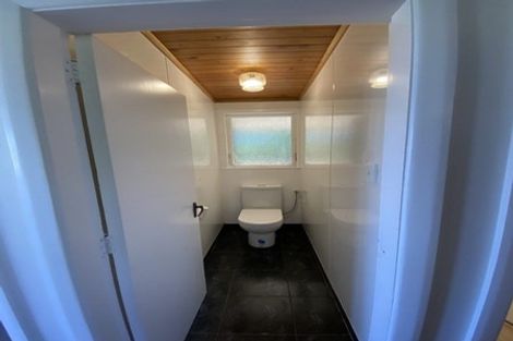 Photo of property in 80 Broderick Road, Johnsonville, Wellington, 6037