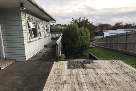 Photo of property in 130 Brooklands Road, Brooklands, New Plymouth, 4310